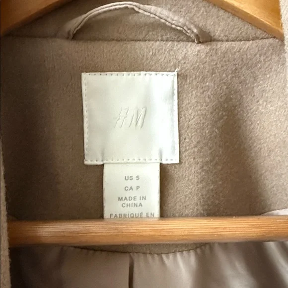 H&M Elegant Tan Wool Like Coat - Picture 2 of 6